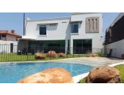 Vendo hermosa residencia en Asunción.....COD: CL 487