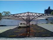 Toldo o estructura metálica pesada recubierto con malla media sombra ideal para playa de auto, empresas o lugar de estacionamiento. Precios accesibles