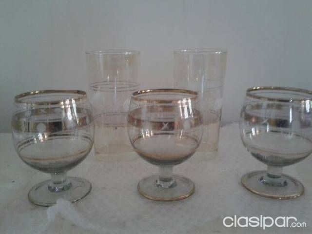 Copas y vasos antiguos de cristal