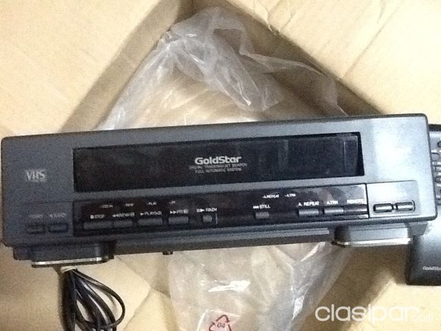 Vendo reproductor VHS nuevo en caja Goldstar #152786