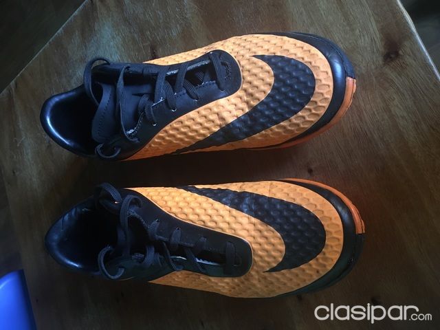 Vendo Todoterreno Nike Hypervenom 809898 Clasipar en Paraguay