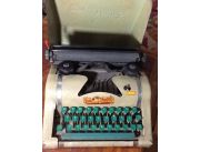 Vendo máquina de escribir antigua tom thumb