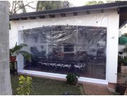 Toldo vertical para quincho y negocios de lona plástica transparente y de carpa