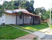 Casa en Luque - zona CONMEBOL - RUTA Gral. Aquino Casa en Luque - zona CONMEBOL - RUTA Gral. Aquino