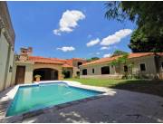 IMPONENTE RESIDENCIA ZONA CLUB CENTENARIO IMPONENTE RESIDENCIA ZONA CLUB CENTENARIO