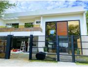 VENDO RESIDENCIA MODERNA EN LUQUE, ZONA CONMEBOL. F3241. VENDO RESIDENCIA MODERNA EN LUQUE, ZONA CONMEBOL. F3241.