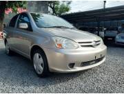 Vendo Toyota new platz Recien importado Año 2005 Motor 1.5 vvt-i Vendo Toyota new platz Recien importado Año 2005 Motor 1.5 vvt-i