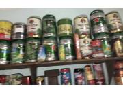 Coleccionismo y decoración vendo latas y botellas precios diferentes