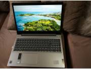 Oferta Notebook Lenovo meses de uso