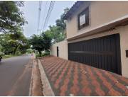 Vendo casa colonial en Luque - Avda Ita Yvate Z/ super Stock Britez Borges