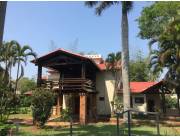 Alquilo Residencia en Paraná country club.-
