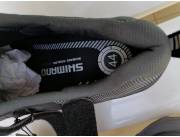 Vendo calzado shimano para bici (zapatito para ciclismo), sin uso, en caja, color negro