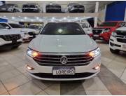 Volkswagen Vento Highline 2019 con techo panorámico 📍 Recibimos vehículo y financiamos ✅️