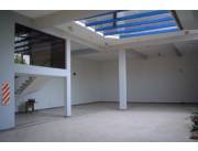 Vendo Edificio de 892 m2 en el Barrio San Vicente, Mickey-CLOF5390081