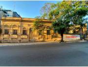 Vendo una Casona con fachada histórica en el casco antiguo de la ciudad de Asunción