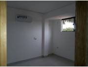 Alquilo amplio departamento de dos dormitorios ubicado en Fernando de la mora-zona norte.