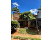 EN VENTA CASA EN SAN LORENZO EN VENTA CASA EN SAN LORENZO