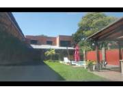 EN VENTA CASA CON PISCINA EN VENTA CASA CON PISCINA