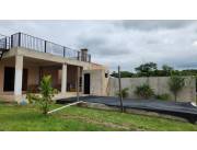Vendo Casa Quinta en Atyra, a pasos del centro Vendo Casa Quinta en Atyra, a pasos del centro