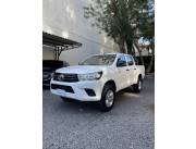 TOYOTA HILUX 2017 4x4 TOYOTA HILUX 2017 4x4