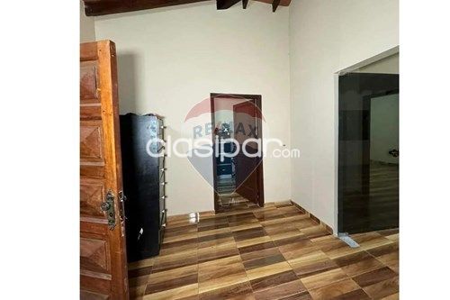 Casa en Venta en Central San Lorenzo | Clasipar Casas - Casa en Venta en Central San Lorenzo