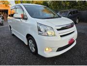 IMPECABLE TOYOTA NOAH REC. IMPORT. 2009/10 PERLA MOTOR 2.0. NAFTERO AUTOMATICO FULL EQUIPO IMPECABLE TOYOTA NOAH REC. IMPORT. 2009/10 PERLA MOTOR 2.0. NAFTERO AUTOMATICO FULL EQUIPO