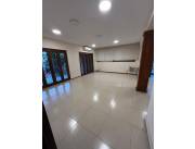 Casa en Manora con patio para estacionar Casa en Manora con patio para estacionar