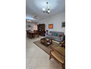 Vendo Casa de Colonial 1.104 m2 Toda en Planta Baja, Barrio Mburucuya-LHO7341004 Vendo Casa de Colonial 1.104 m2 Toda en Planta Baja, Barrio Mburucuya-LHO7341004