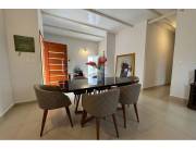 AMPLIA CASA FAMILIAR EN VENTA EN LAMBARE AMPLIA CASA FAMILIAR EN VENTA EN LAMBARE