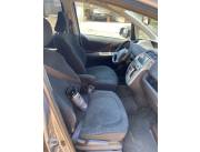 Vendo Toyata Ractis 2010 - un mes de uso Vendo Toyata Ractis 2010 - un mes de uso