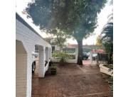 Vendo casa de 3 dormitorios en Ykua Sati Asunción Vendo casa de 3 dormitorios en Ykua Sati Asunción