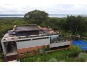 VENDO CASA PREMIUN ZONA ANFITEATRO - SAN BERNARDINO VENDO CASA PREMIUN ZONA ANFITEATRO - SAN BERNARDINO