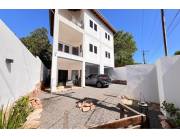 EDIFICIO CON 3 DEPARTAMENTOS EN CAACUPÉ EDIFICIO CON 3 DEPARTAMENTOS EN CAACUPÉ