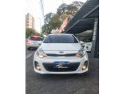 VENDO KIA RIO HATCHBACK AUTOMÁTICO 2016 VENDO KIA RIO HATCHBACK AUTOMÁTICO 2016