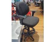 SILLA CAJERA DE TELA C/ POSA PIE 110 K MACOX( 6735) SILLA CAJERA DE TELA C/ POSA PIE 110 K MACOX( 6735)