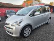 Hermoso Toyota Ractis recien importado con poco kilometraje sin detalles color gris plata Hermoso Toyota Ractis recien importado con poco kilometraje sin detalles color gris plata