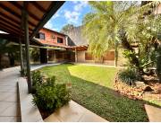 Vendo HERMOSA Residencia en Barrio Recoleta Vendo HERMOSA Residencia en Barrio Recoleta