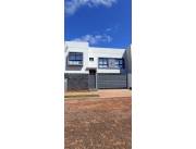 DUPLEX EN VENTA! BARRIO Kennedy. A 200 m2 de la avenida Costanera. DUPLEX EN VENTA! BARRIO Kennedy. A 200 m2 de la avenida Costanera.