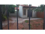 VENDO, CASA EN LUQUE, LAPACHAL, Tercer Barrio VENDO, CASA EN LUQUE, LAPACHAL, Tercer Barrio