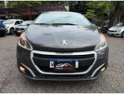 Peugeot 208 Allure Precio: 56.000.000 Año 2019 Motor 1.2 Mecánico Techo panorámico Dos Peugeot 208 Allure Precio: 56.000.000 Año 2019 Motor 1.2 Mecánico Techo panorámico Dos