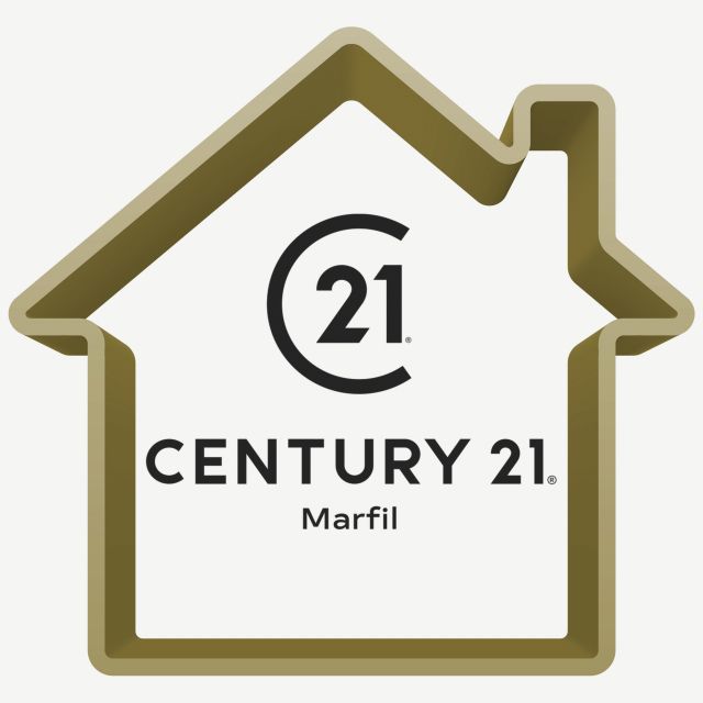 Julio Fernandez - Century 21