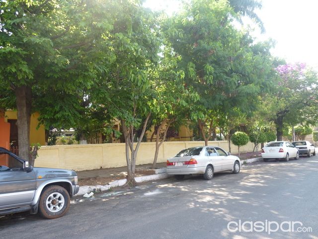 CASCO CENTRICO EN SAN LORENZO ESQUINA — foto 2