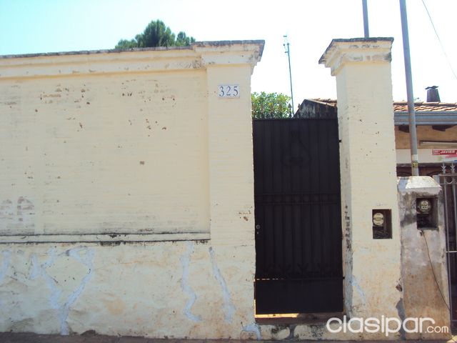 VENDO PROPIEDAD CON VIVIENDA) 0984_449257_ - SAN LORENZO, SINALCO 0 A 3 CUADRAS DE LA AVDA. M.O.GUERRERO. AMURALLADO Y MEJORAS — foto 2