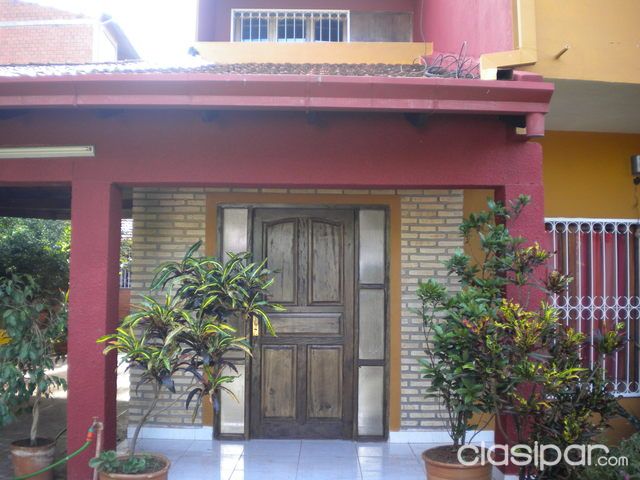VENDO CASA FAMILIAR EN ENCARNACION — foto 2