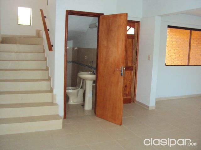 VENDO DUPLEX EN LUQUE — foto 2