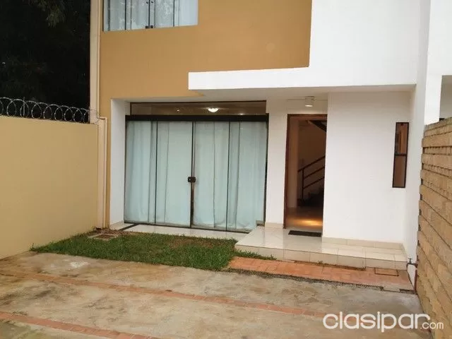 CUATRO DUPLEX A EN LOMA PYTA, ZONA HIPER LUISITO, A UNA CUADRA DE LA TRANSCHACO — foto 3