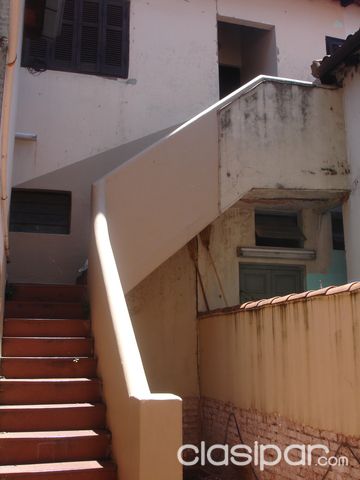 SE VENDE SALON COMERCIAOFICINASVIVIENDA TODO EN UNO!!! SOBRE ESTRELLA e COLON Y MONTEVIDEO, PLENO CENTRO!!! — foto 3