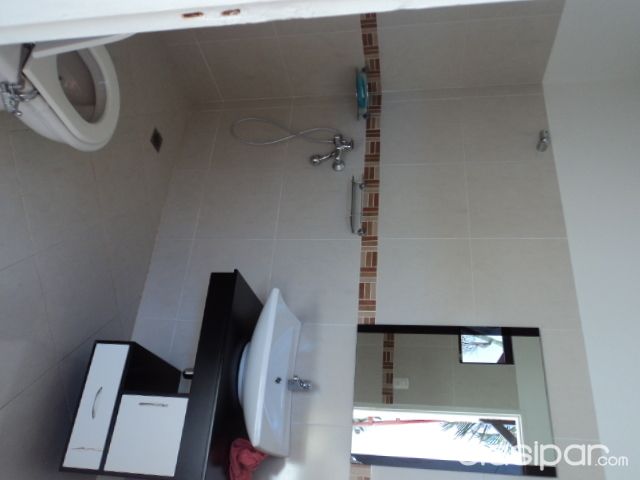 vendo casa asuncion barrio vista alegre sobre asfalto — foto 2