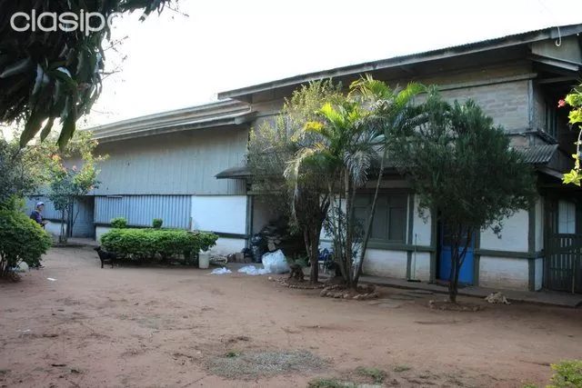 VENDO CASA CON GALPÓN ESPECIAL PARA INVERSIÓN — foto 2