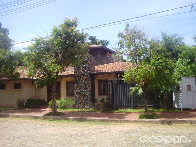 OFERTA!!! VENDO Residencia en Barrio Herrera. Zona de la Iglesia San Cristóbal — foto 3